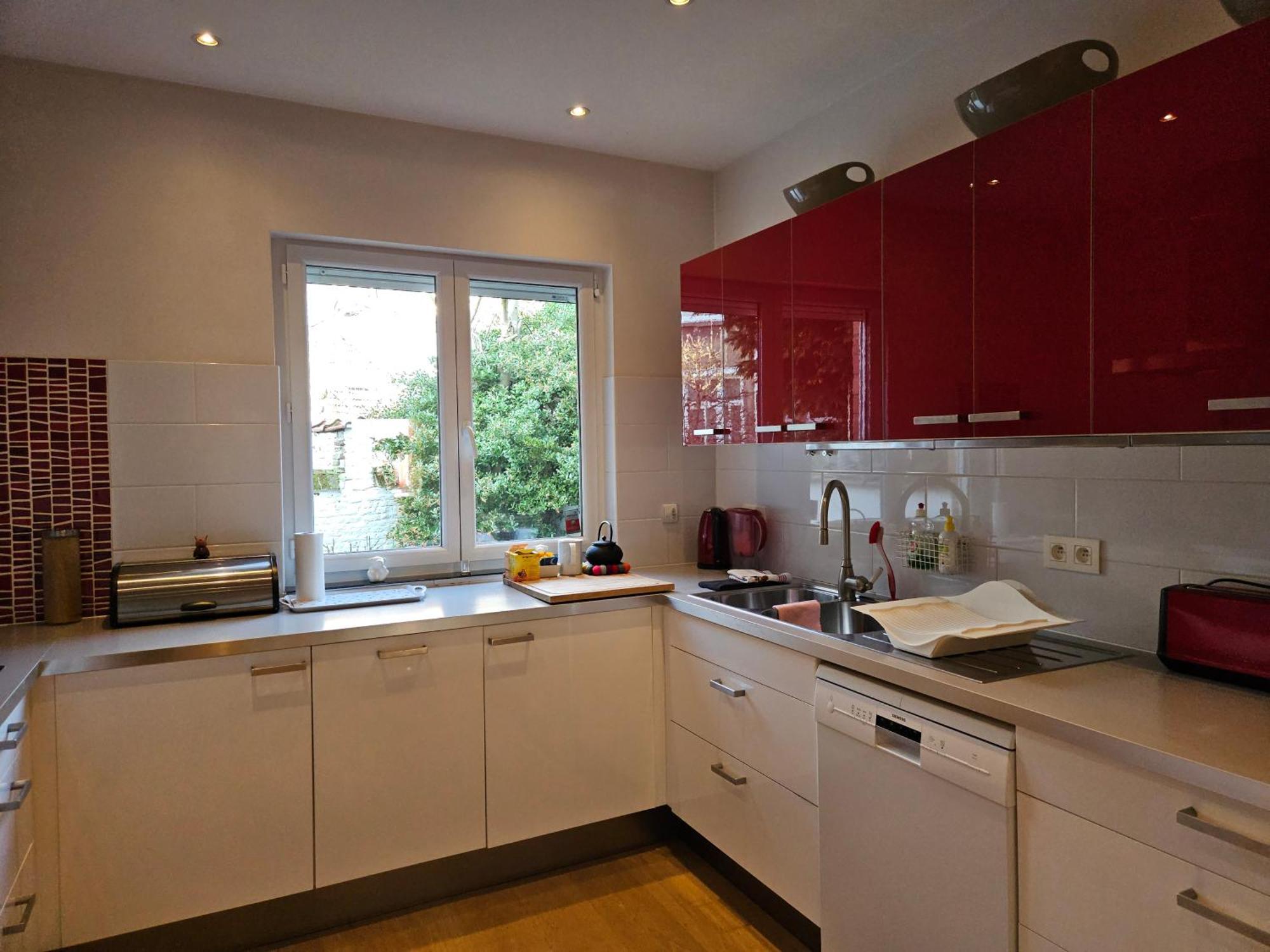 Апартаменты Modern Duplex With Garden Брюссель Экстерьер фото